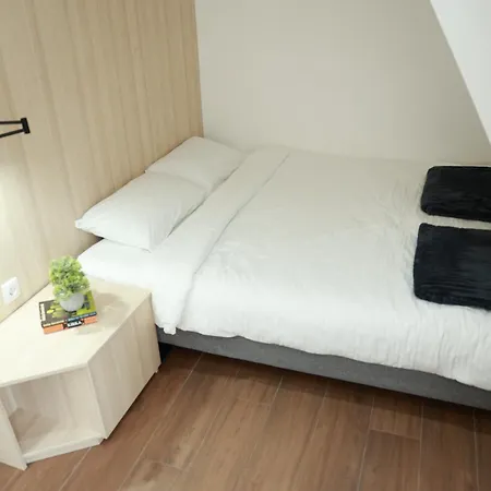 Borovi 11 * Divčibare