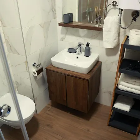 Borovi 11 * Divčibare